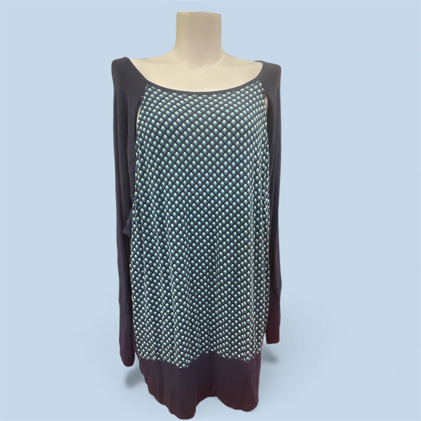 Breastmates Patterned Front Top – XL